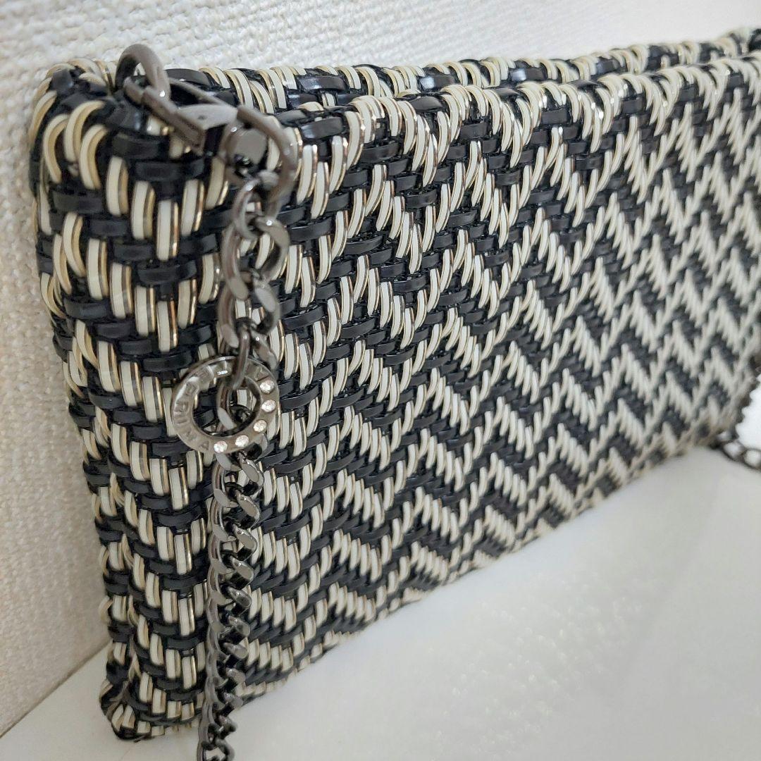 アンテプリマ レテコンワイヤー スモール ヘリンボーン バッグ