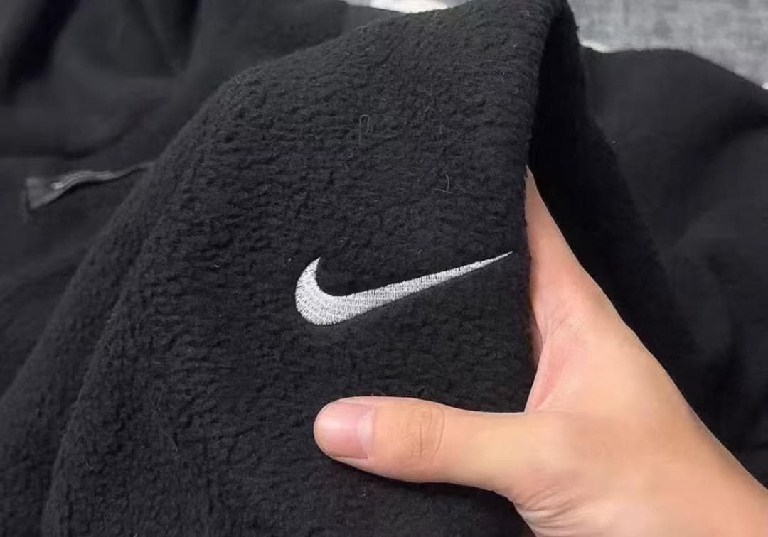 NIKE ACG コラボ 刺繍 ボア スウェット