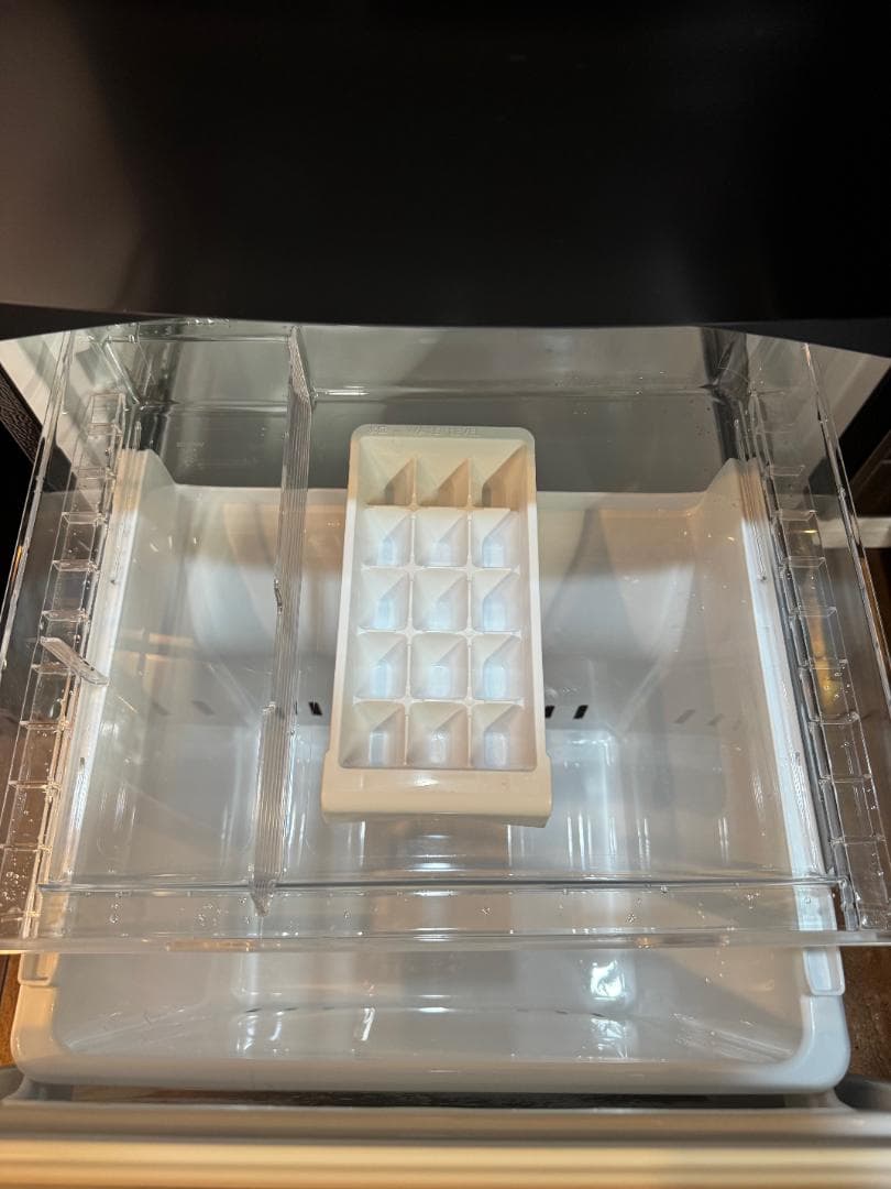 TOSHIBA ブラック冷蔵庫 153L