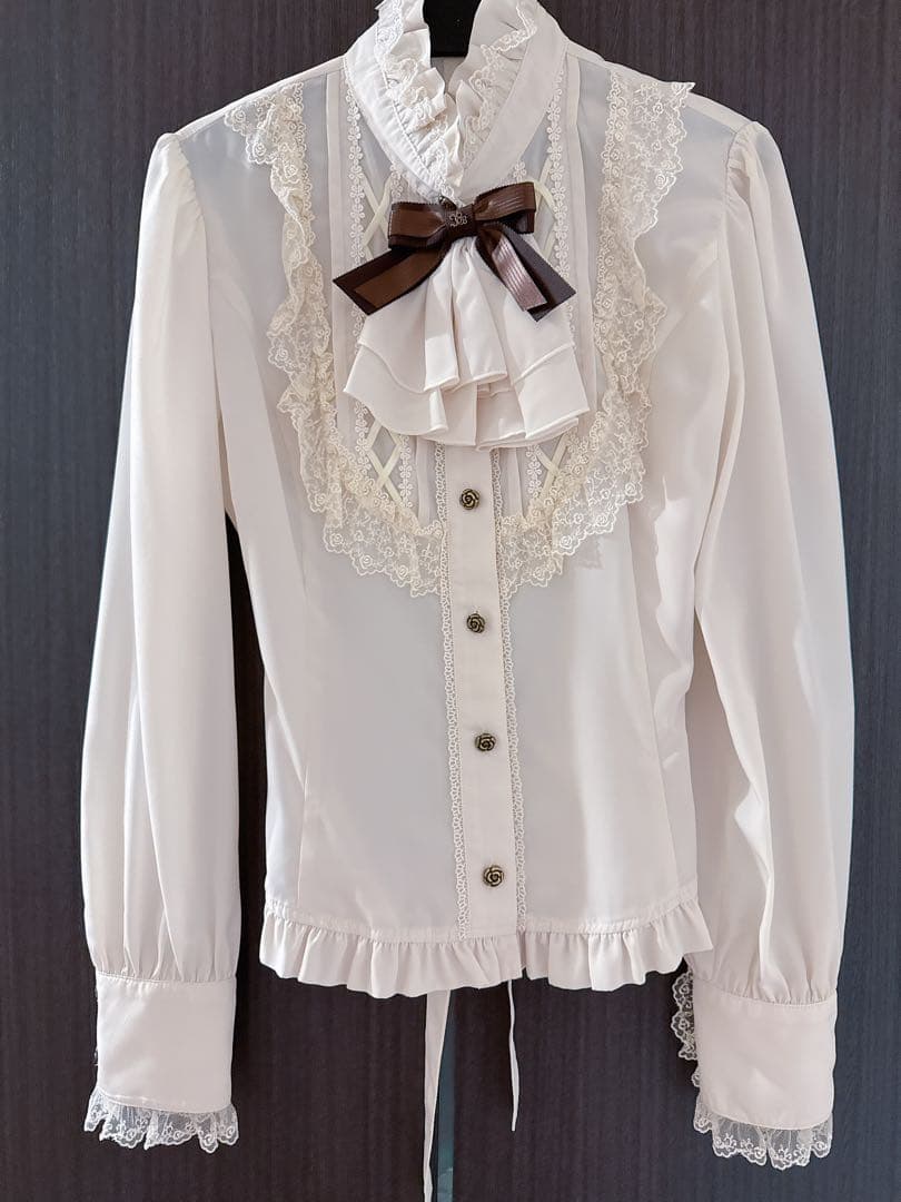 イノセントワールド　ルーシーブラウス　生成　ショコラ