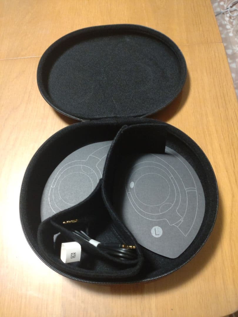 【ほぼ新品】SONY　WH-ULT900N　ワイヤレスヘッドホン（保証書付き）