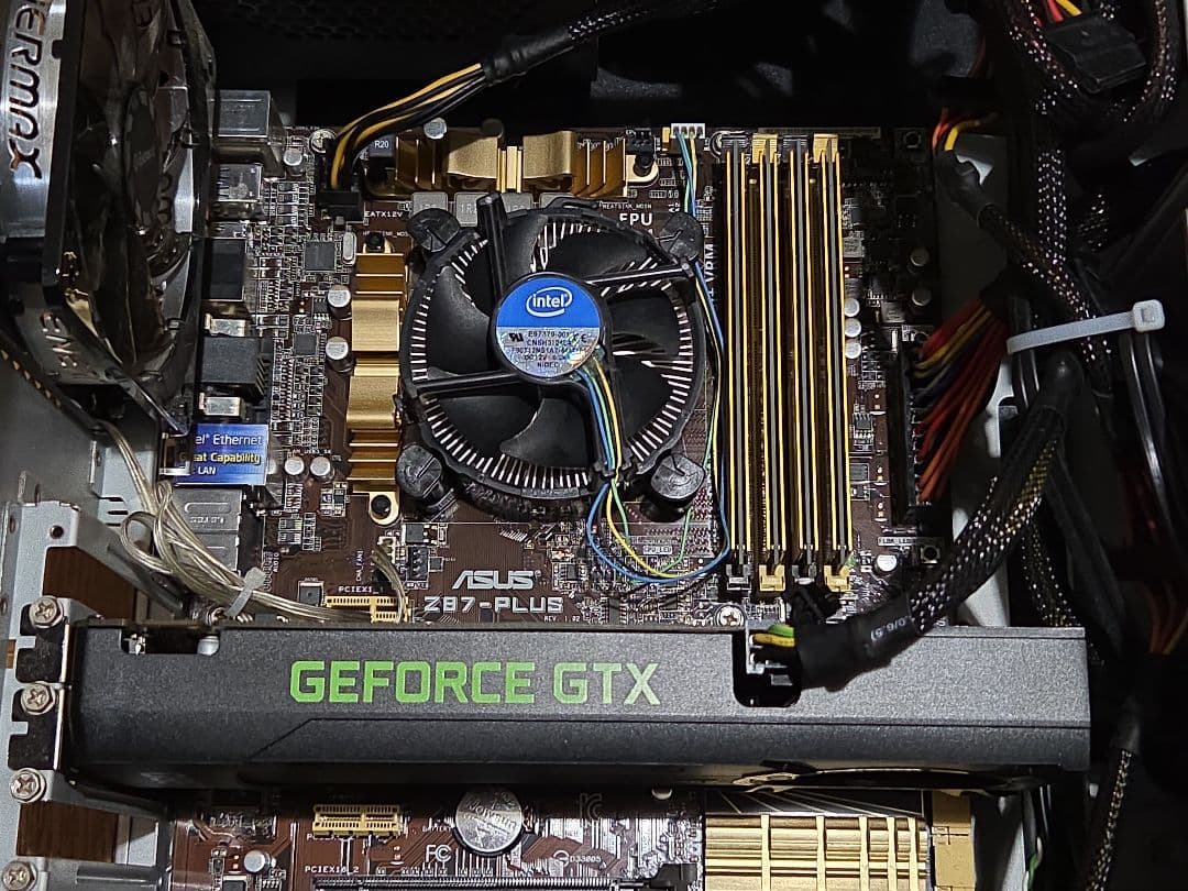 デスクトップPC 4770S GTX960 32G メモリ 512G SSD