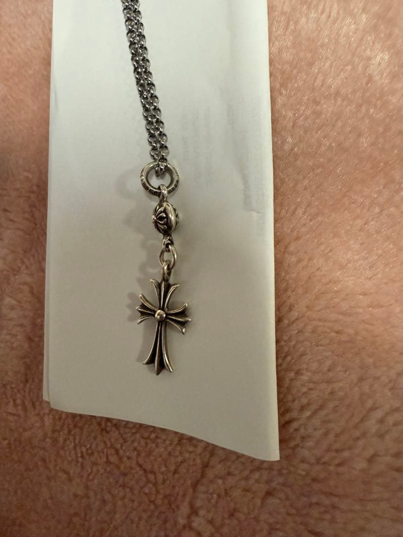 クロムハーツワンボールタイニーCHクロスチャーム