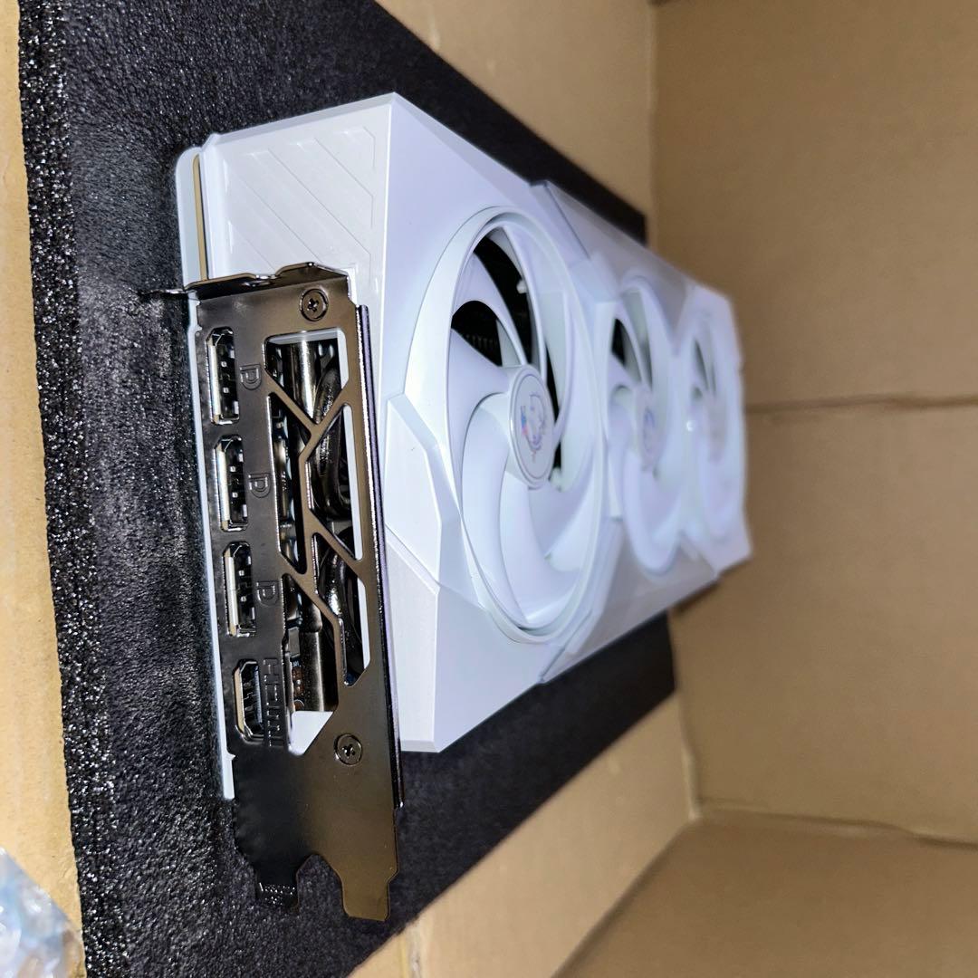 グラフィックボード・グラボ・ビデオカード MSI GeForce RTX 5070 Ti 16G GDDR7