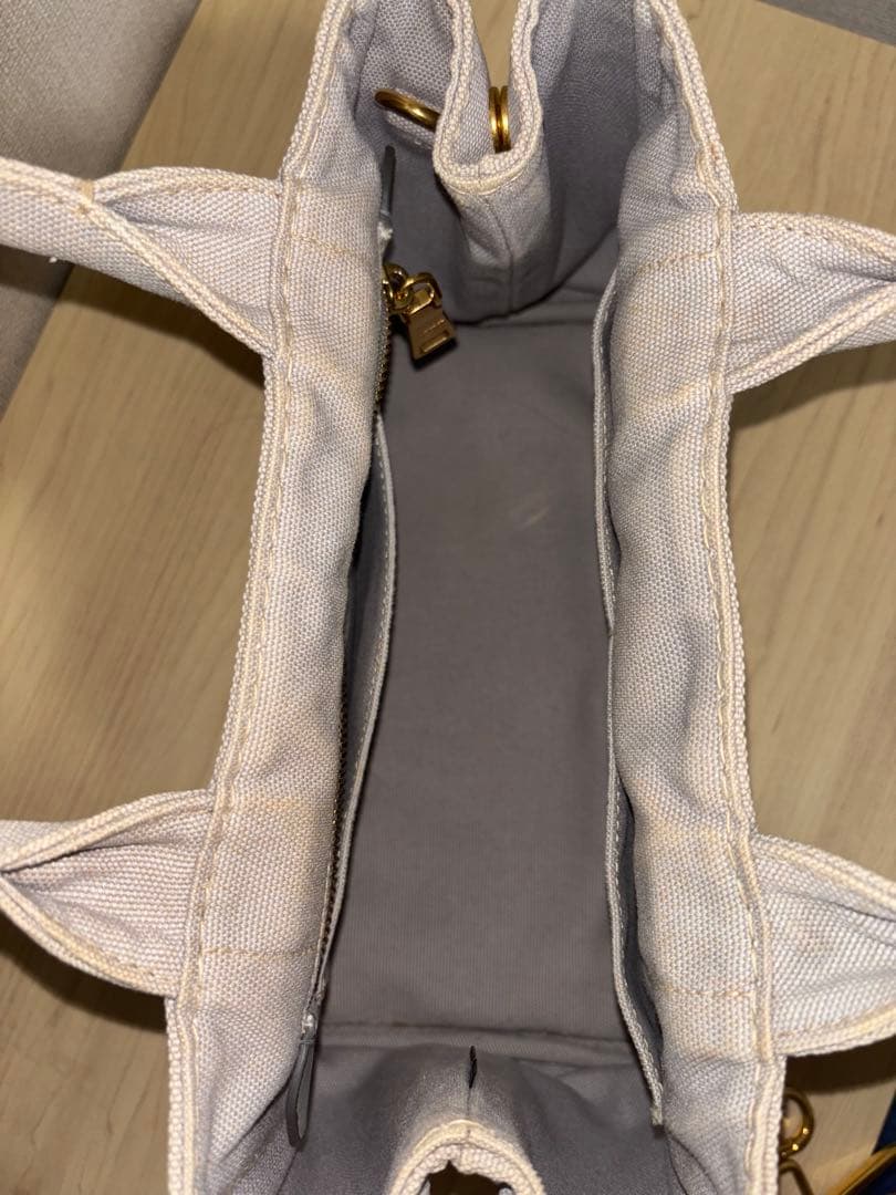 PRADA グレー ショルダーバッグ