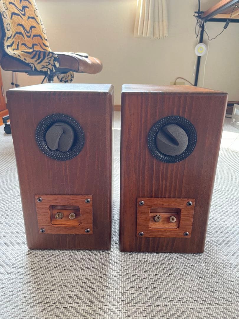 自作スピーカー　パイン集成材エンクロージャー