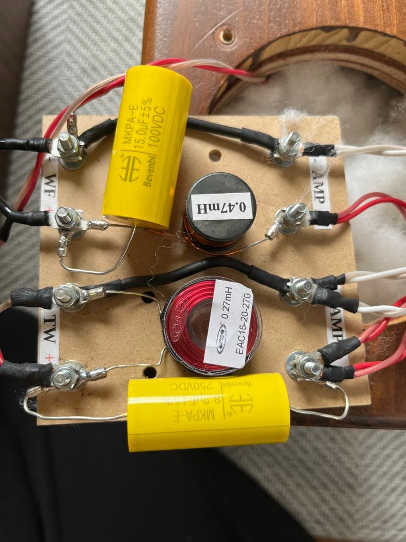 自作スピーカー　パイン集成材エンクロージャー