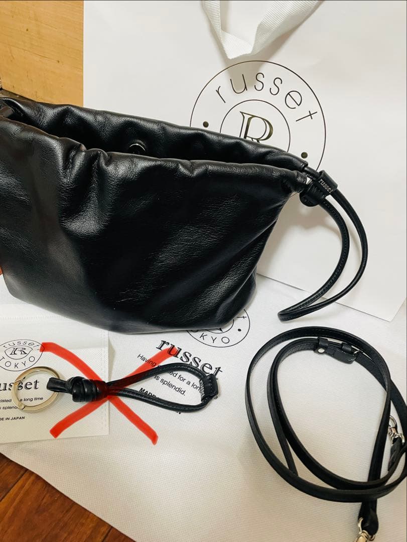 russet ラシット レザー巾着 4WAYショルダーバッグ