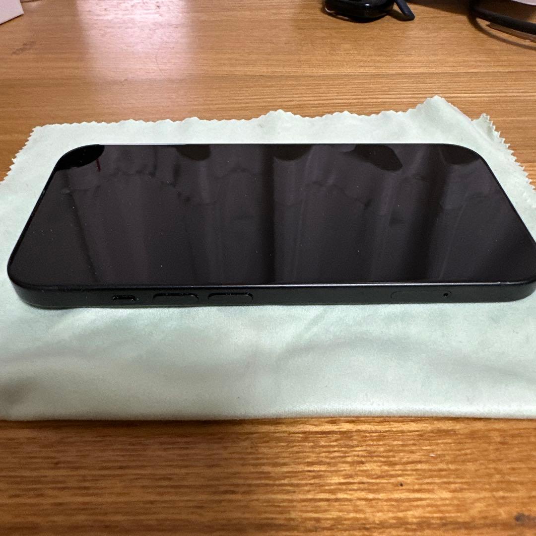 iPhone 15 ブラック 128GB SIMフリー