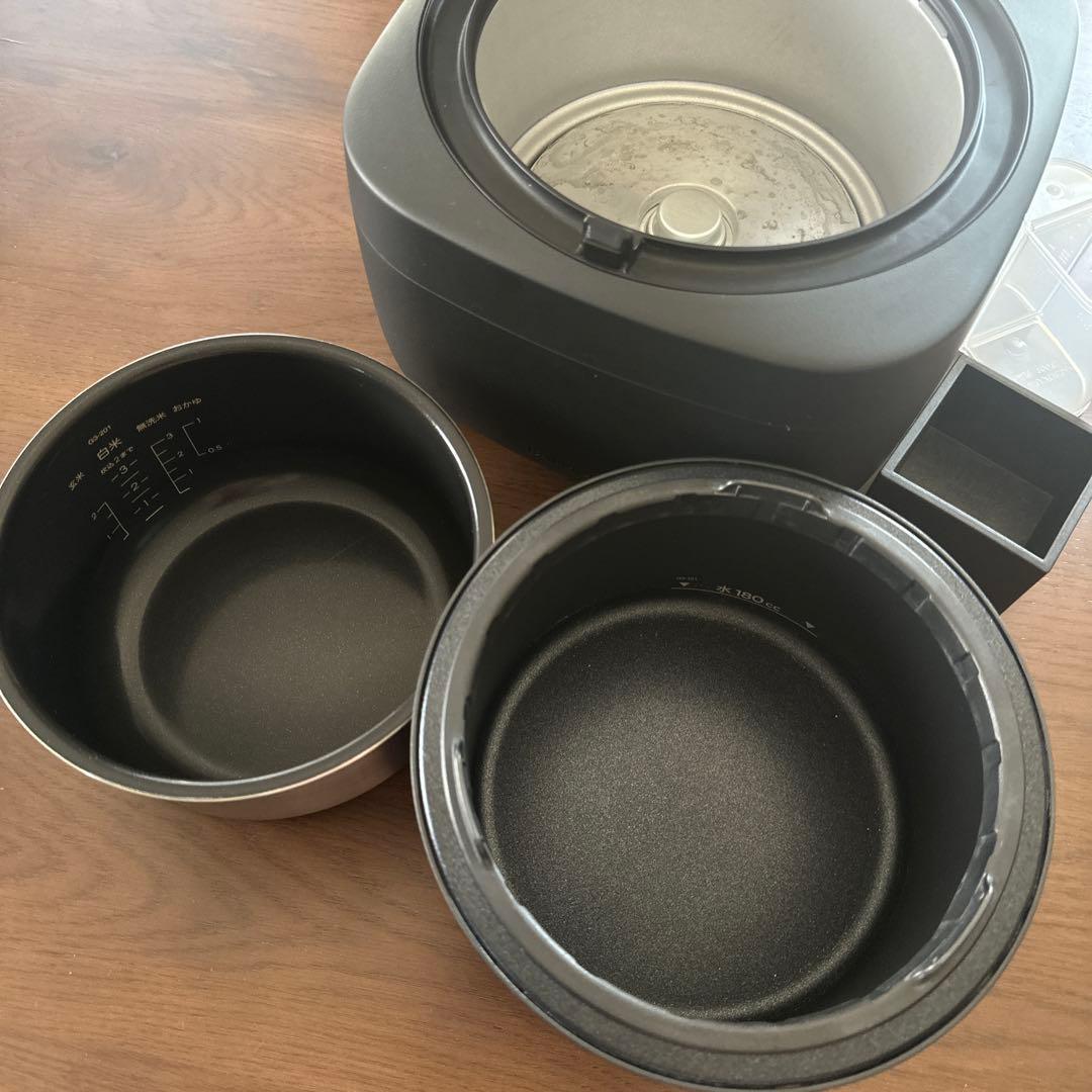 【美品】BALMUDA K08A-BK バルミューダ 炊飯器