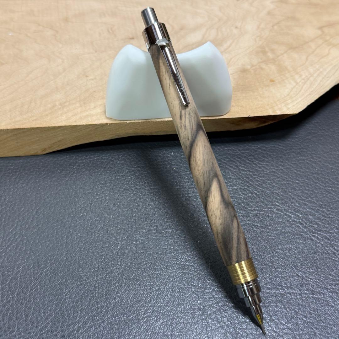 165黒柿　木製シャーペン　最強低重心(少しR) 溝つき　真鍮　無塗装