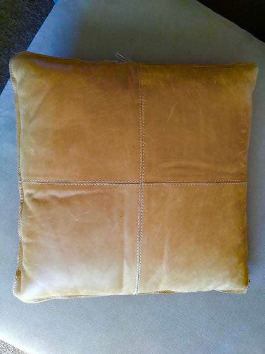 アルゼンチン製牛本革ハラコ　コンビネーション　クッションカバー