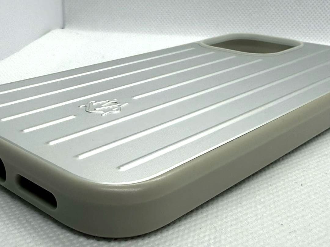 RIMOWA iphone12proMax ケース