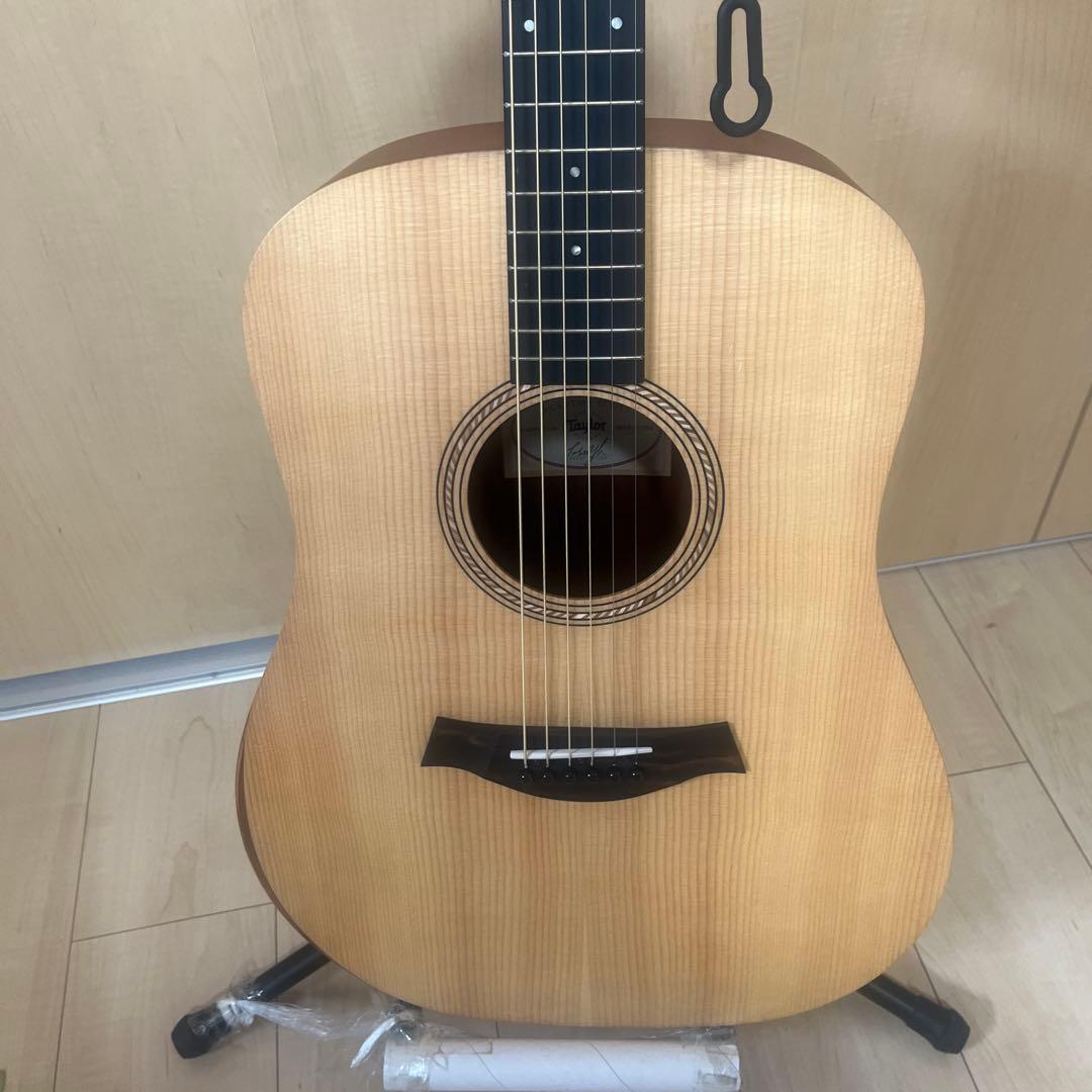 Taylor エレアコ　Academy 10e