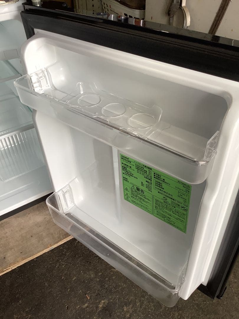 【高年式】Comfee 2ドア冷凍冷蔵庫 90L RCT90BL(E) 22年製