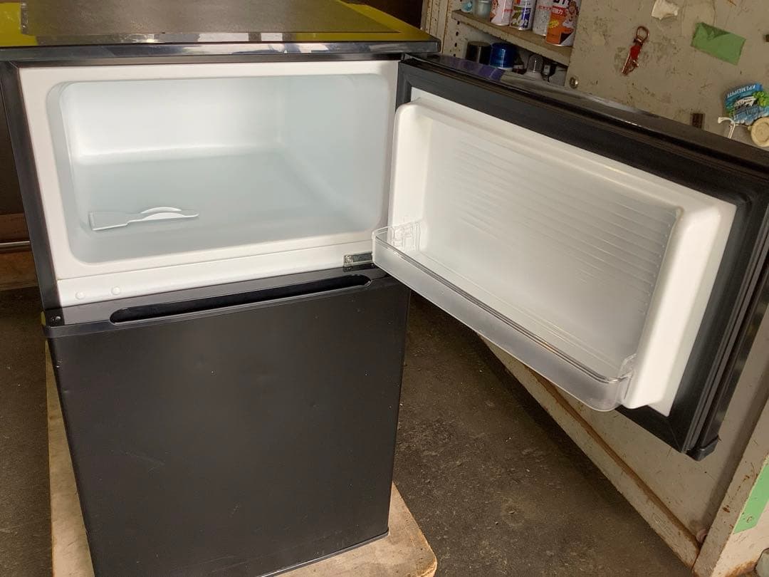 【高年式】Comfee 2ドア冷凍冷蔵庫 90L RCT90BL(E) 22年製