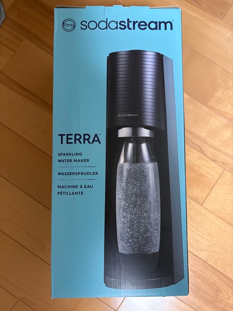 【新品未使用 】ソーダストリーム TERRA(テラ)スターターキット＋限定ボトル