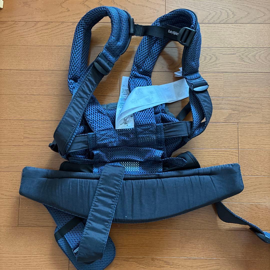 【PIG】ベビージョルン　ハーモニー　 ネイビー抱っこひも