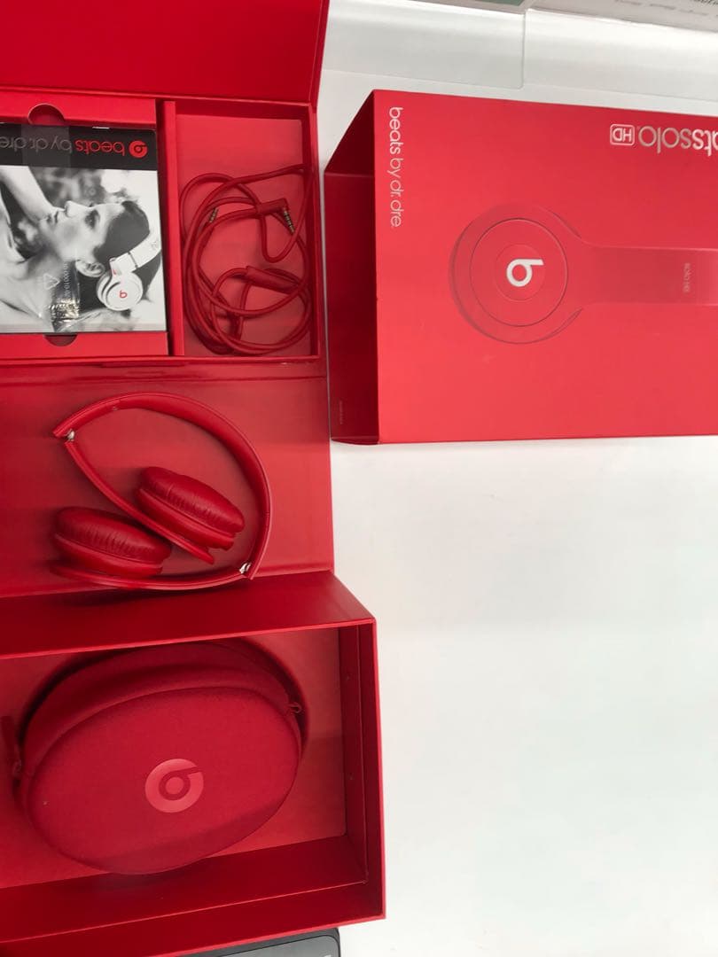 ヘッドホン beatssolo hd