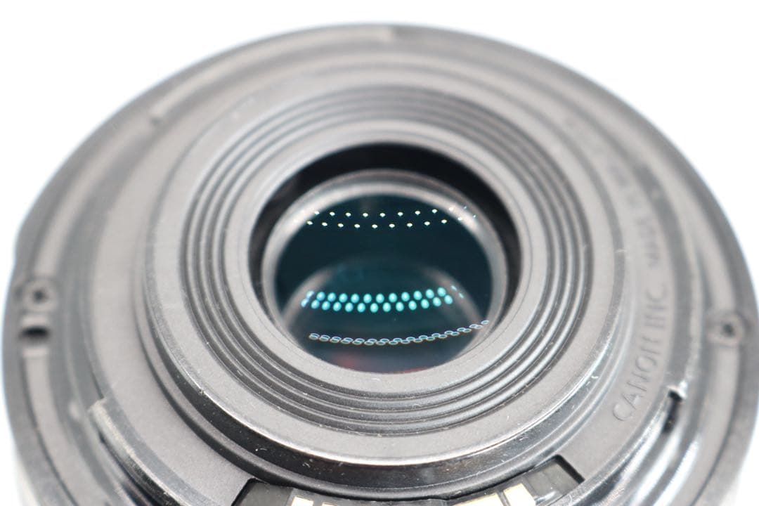 美品　【Canon EF-S 55-250mm F4-5.6 IS STM】