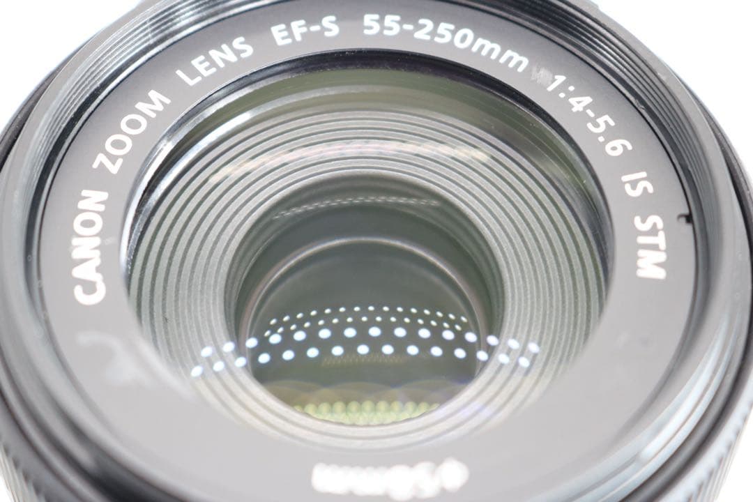 美品　【Canon EF-S 55-250mm F4-5.6 IS STM】