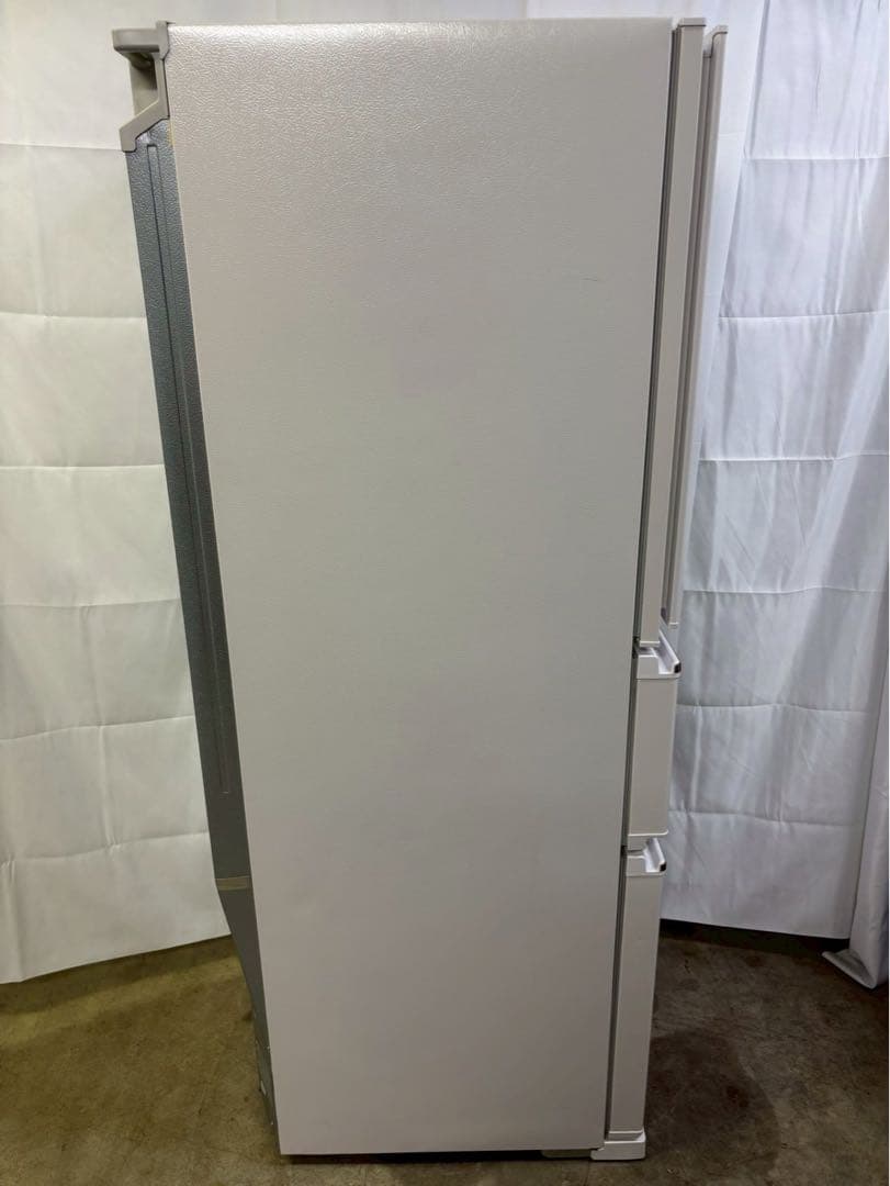三菱電機 3ドア冷蔵庫 MR-CX27D-W 2019年製 272L