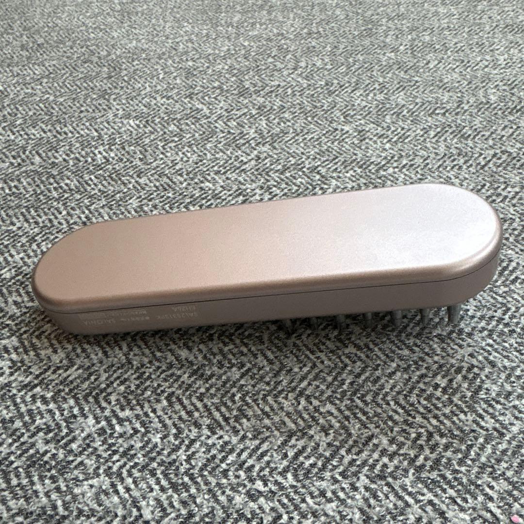 サロニア　電気ブラシ　EMS リフトブラシ　ピンクカラー
