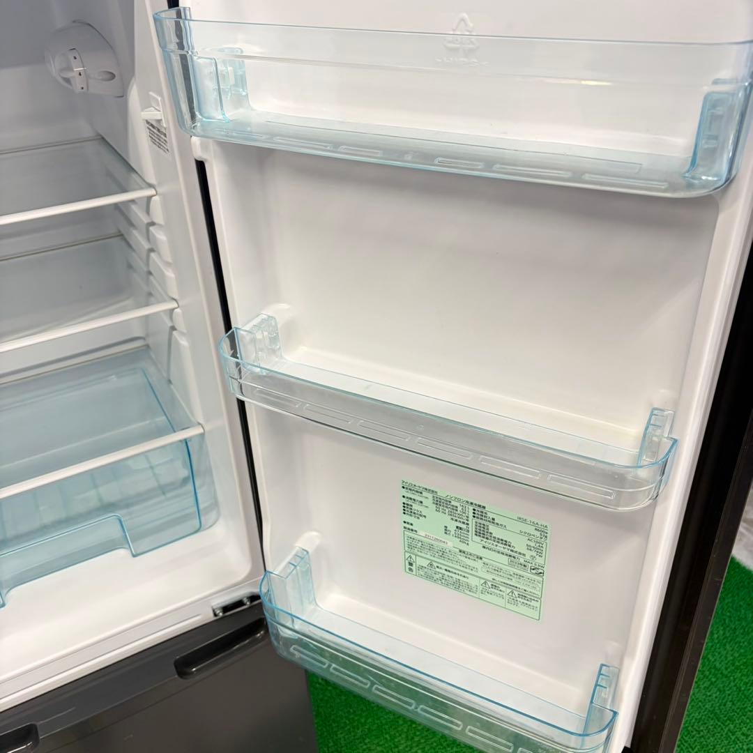 709 2023年　冷蔵庫　200L弱　スリムデザイン　小型　一人暮らし　洗濯機