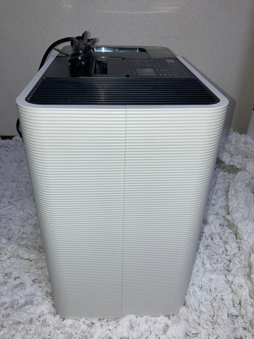 デジタル加湿器 ホワイト/ブラック