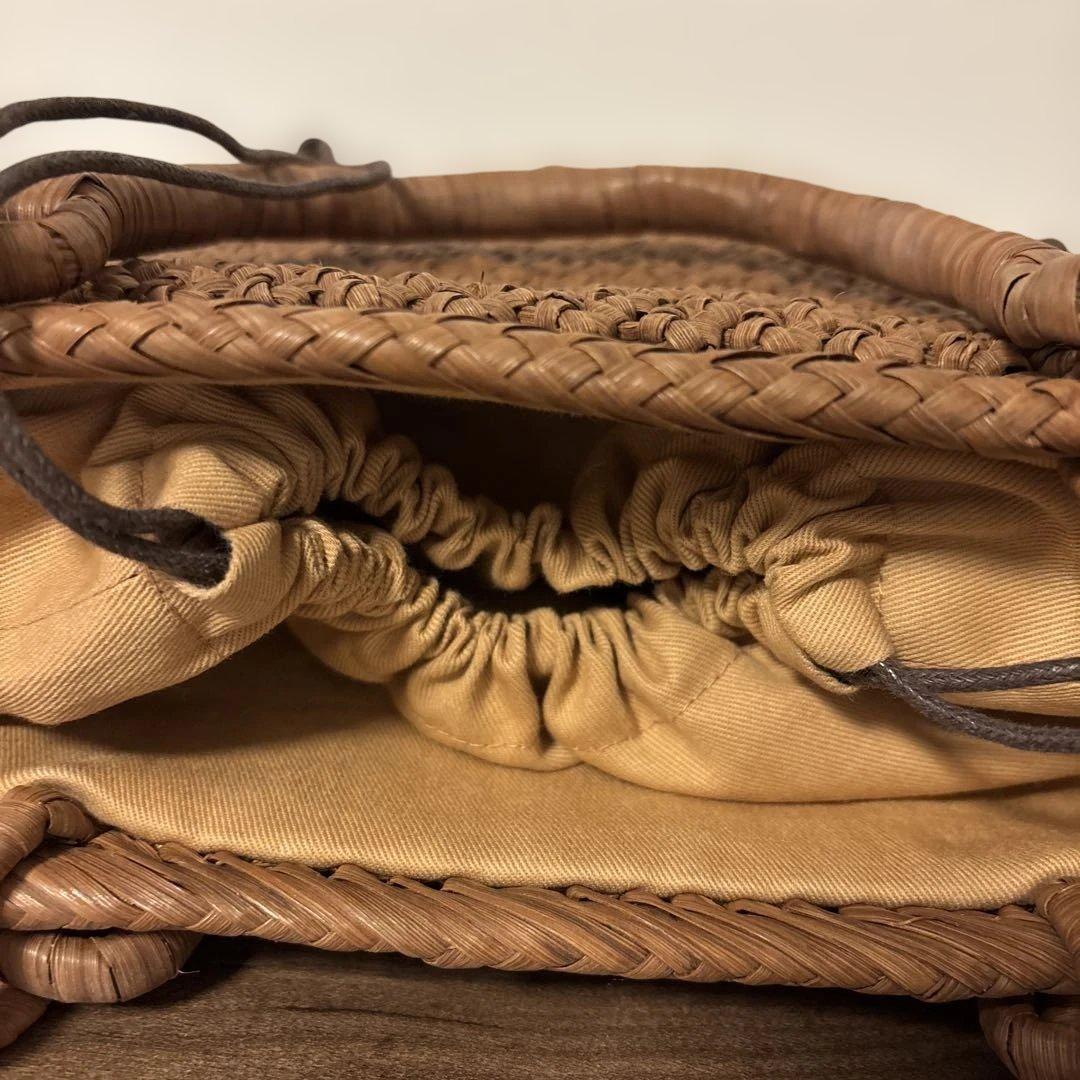 山葡萄かごバッグ極小花結び花編み