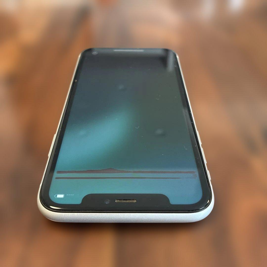 【画面不具合あり】iPhone XR 本体　ホワイト　128㎇