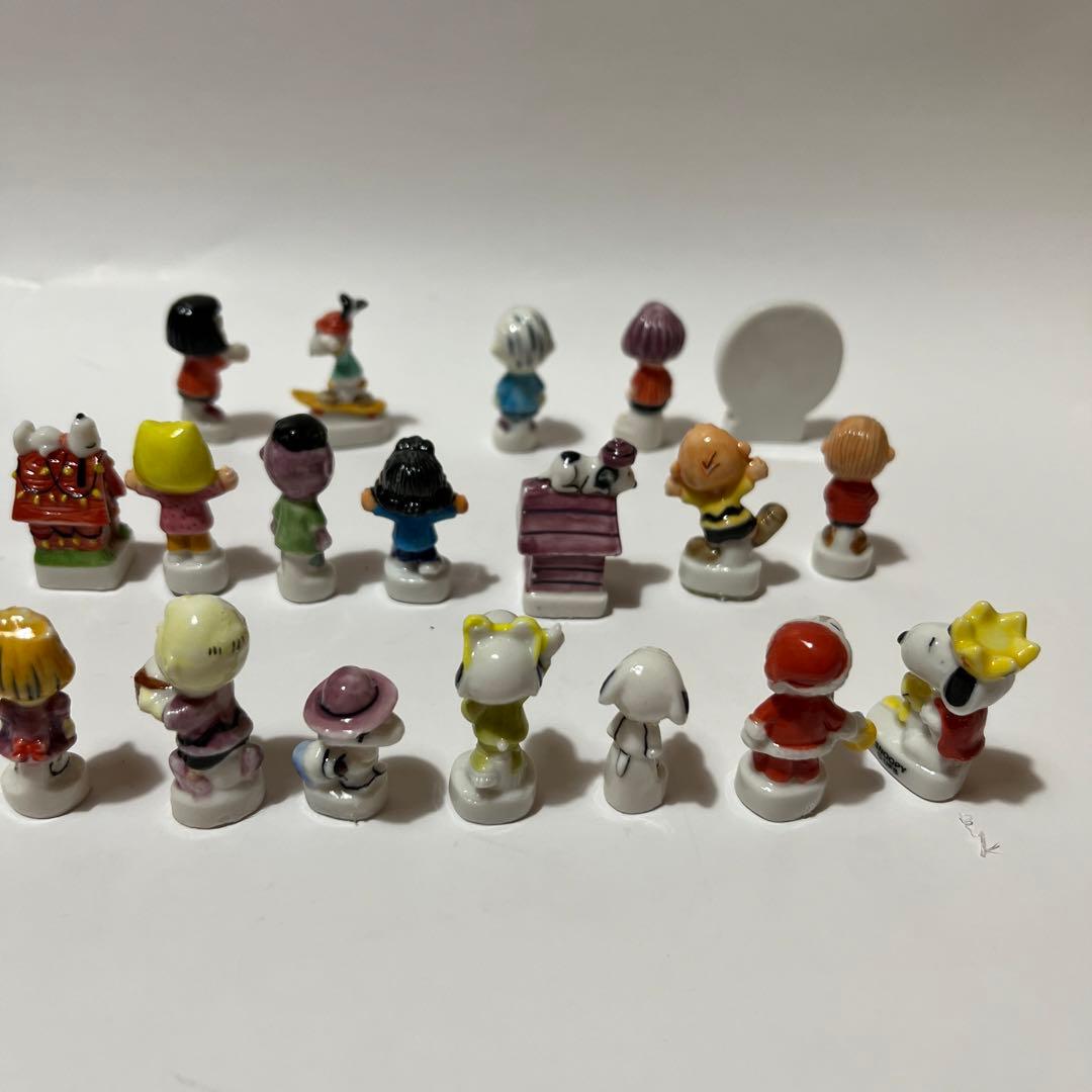 幸せを運ぶ小さな陶器ウェーヴPEANUTS