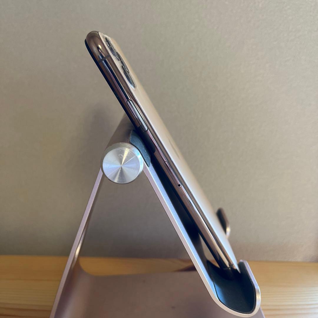 バッテリー100%iPhone11 Pro Max 256GB ゴールド裏面割れ