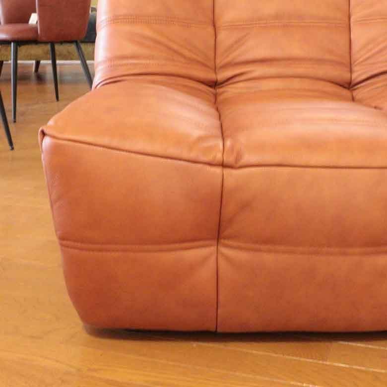 1人掛け デザイナーズスタイル ソファ 包み込まれる至福の座り心地