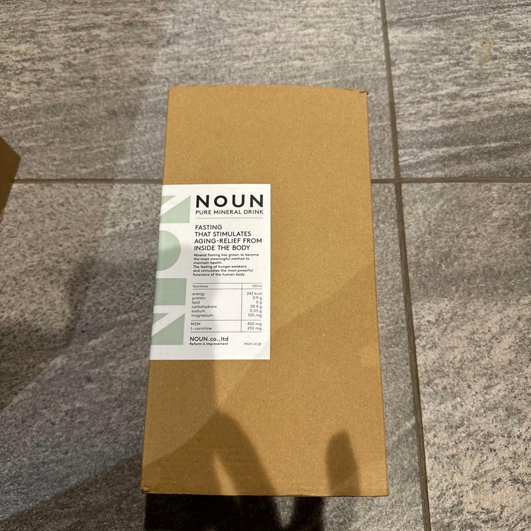 その他 NOUN PURE MINERAL DRINK