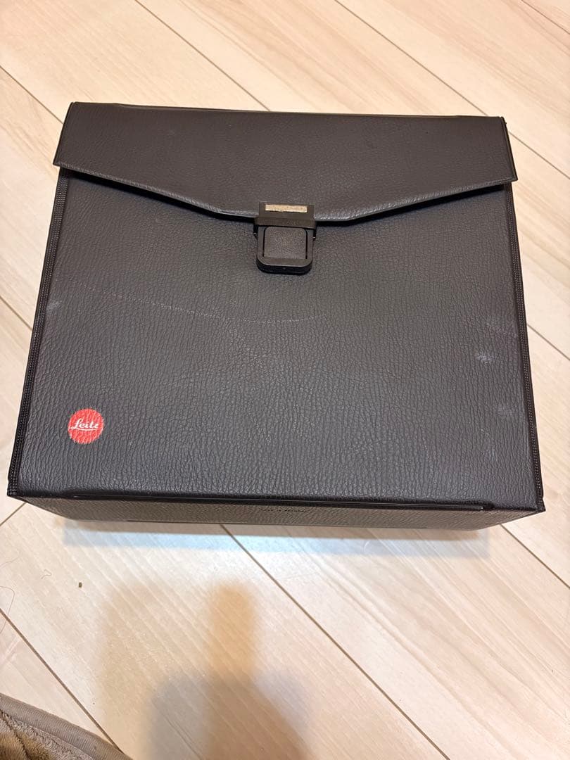 Leitz PRADOVIT R 150 プロジェクター本体