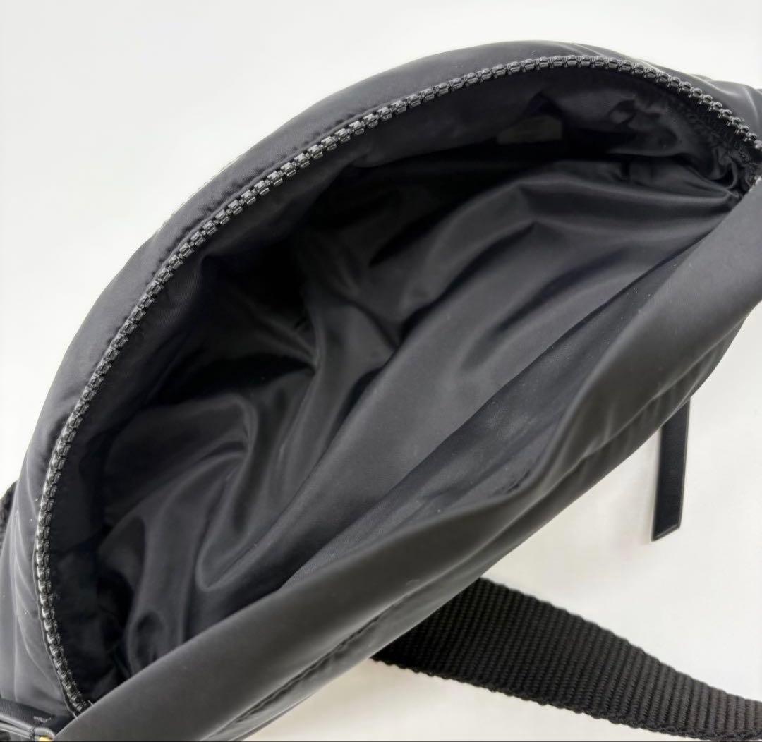 トリーバーチ　エラ　ベルトバック