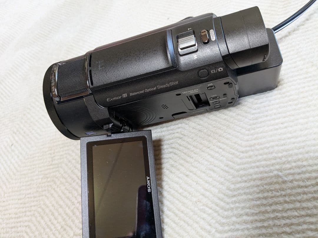 SONY　FDR-AX60　ビデオカメラ　4K　3脚付き