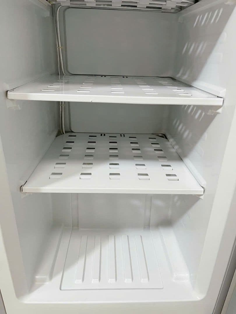 福岡配送無料　ヤマダ冷凍庫 138L YRT-C14H1 2020年製