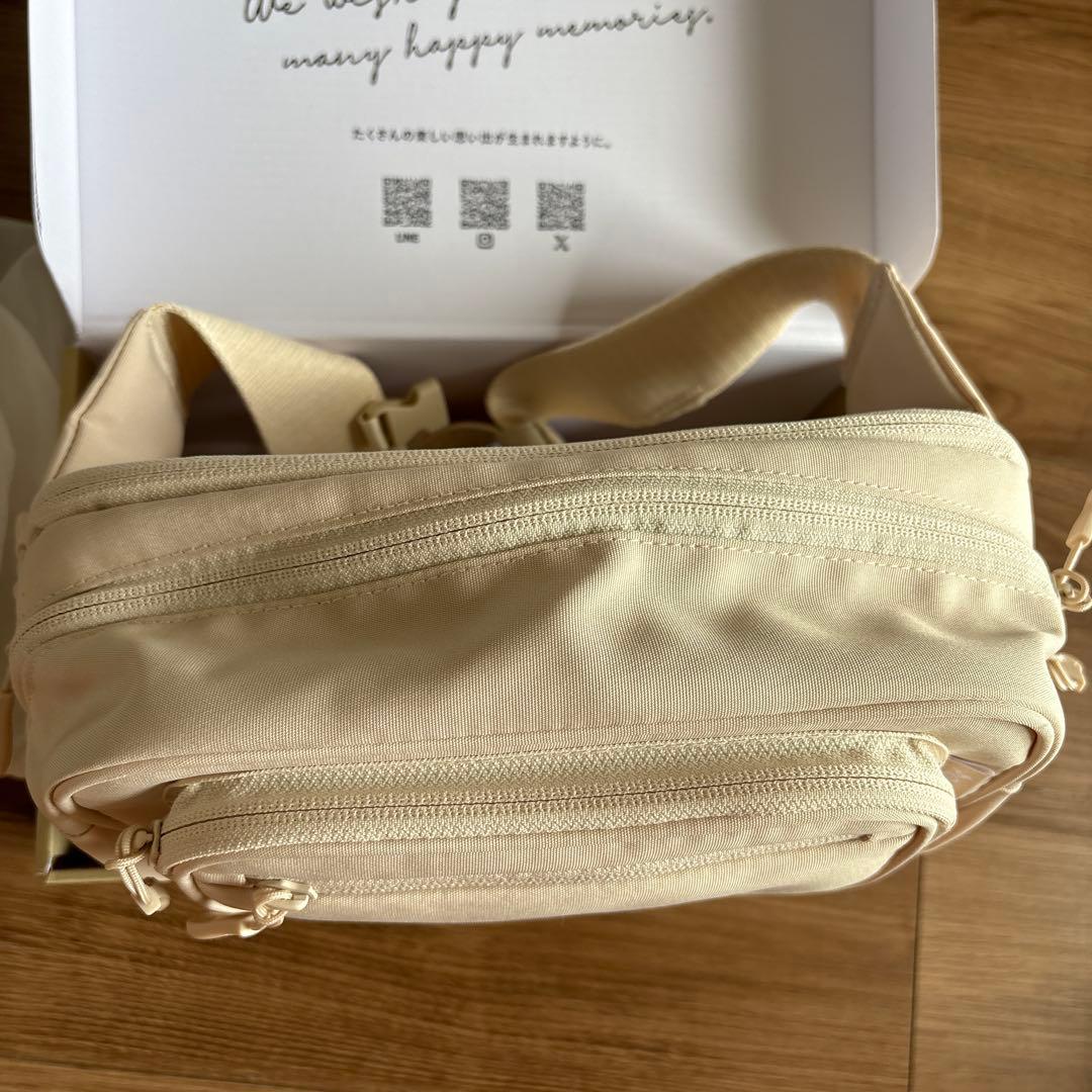 ☆2回使用☆POMULU ショルダーバッグ・ヒップシート ナチュラルアイボリー