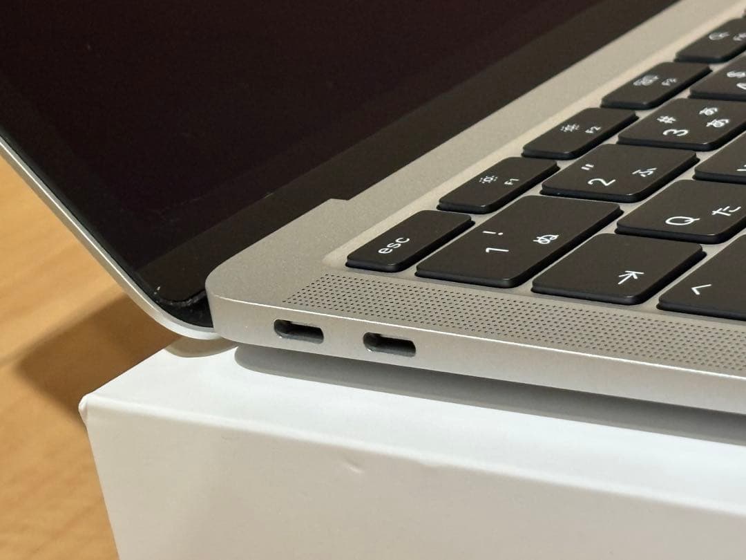 MacBook Air 2020 M1チップ搭載 13インチ シルバー