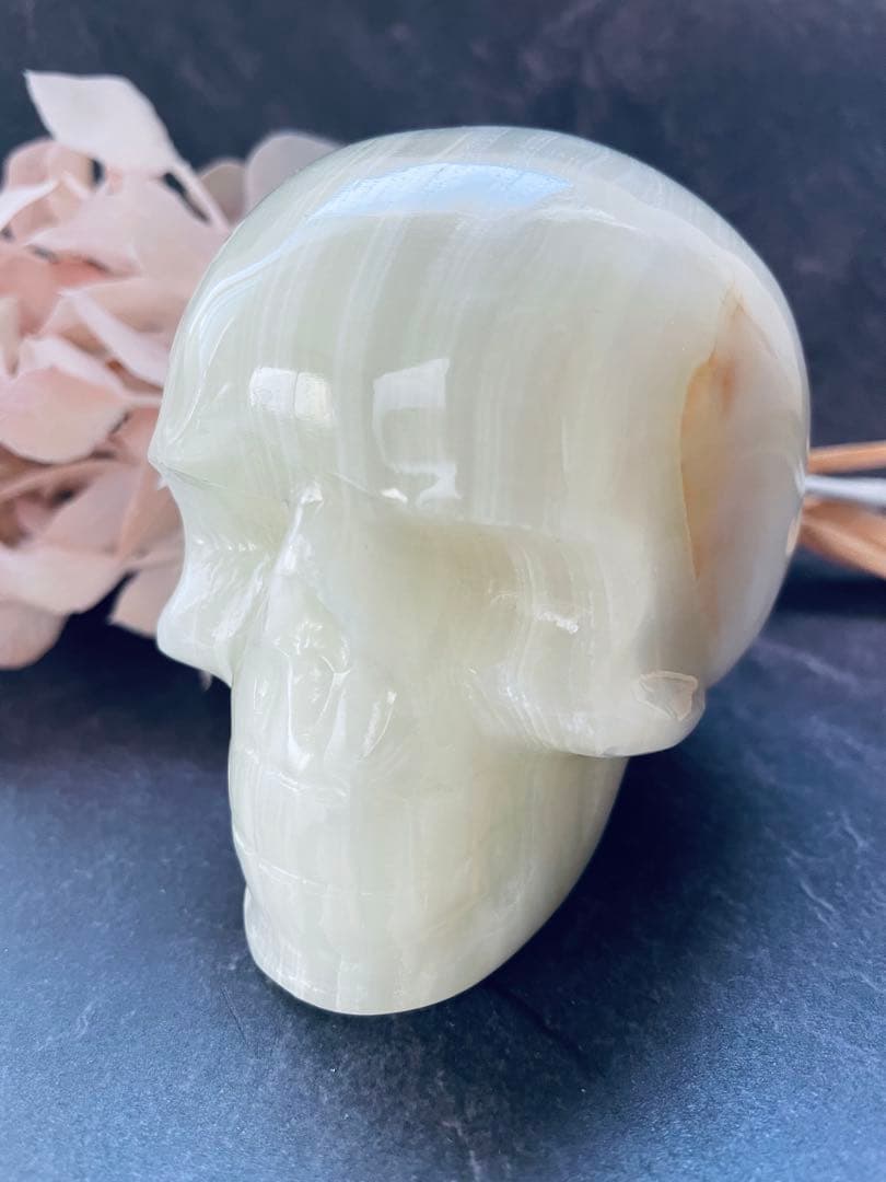 ミルキーグリーンの癒し　美形　柔光オニキススカル　希望の守護と叡智　鉱石