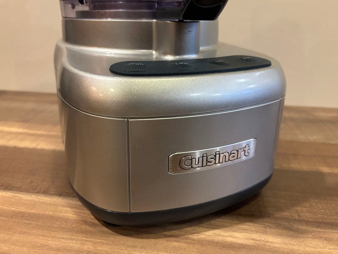 【未使用品】クイジナート フードプロセッサー CFP-26SVPCJ