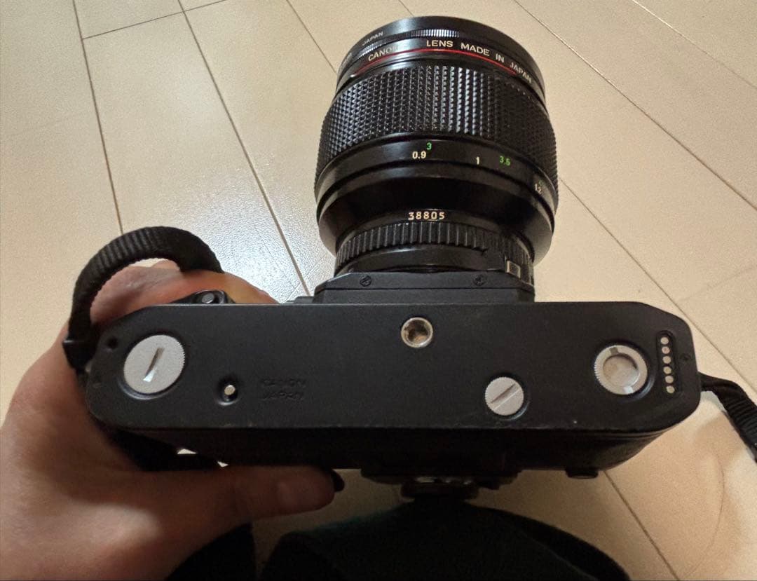 Canon F-1 一眼レフカメラ 85mmレンズ付き