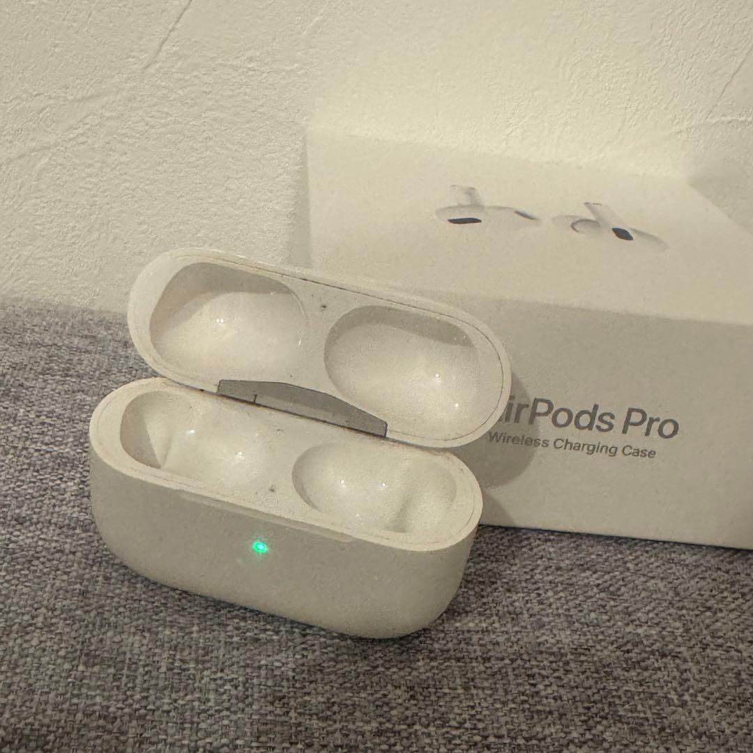 【美品】正規品　アップル　Apple AirPods Pro 本体　箱付き