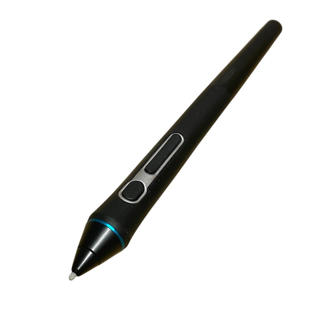 ✨保護フィルム貼済✨ Wacom Intuos Pro ペンタブレット