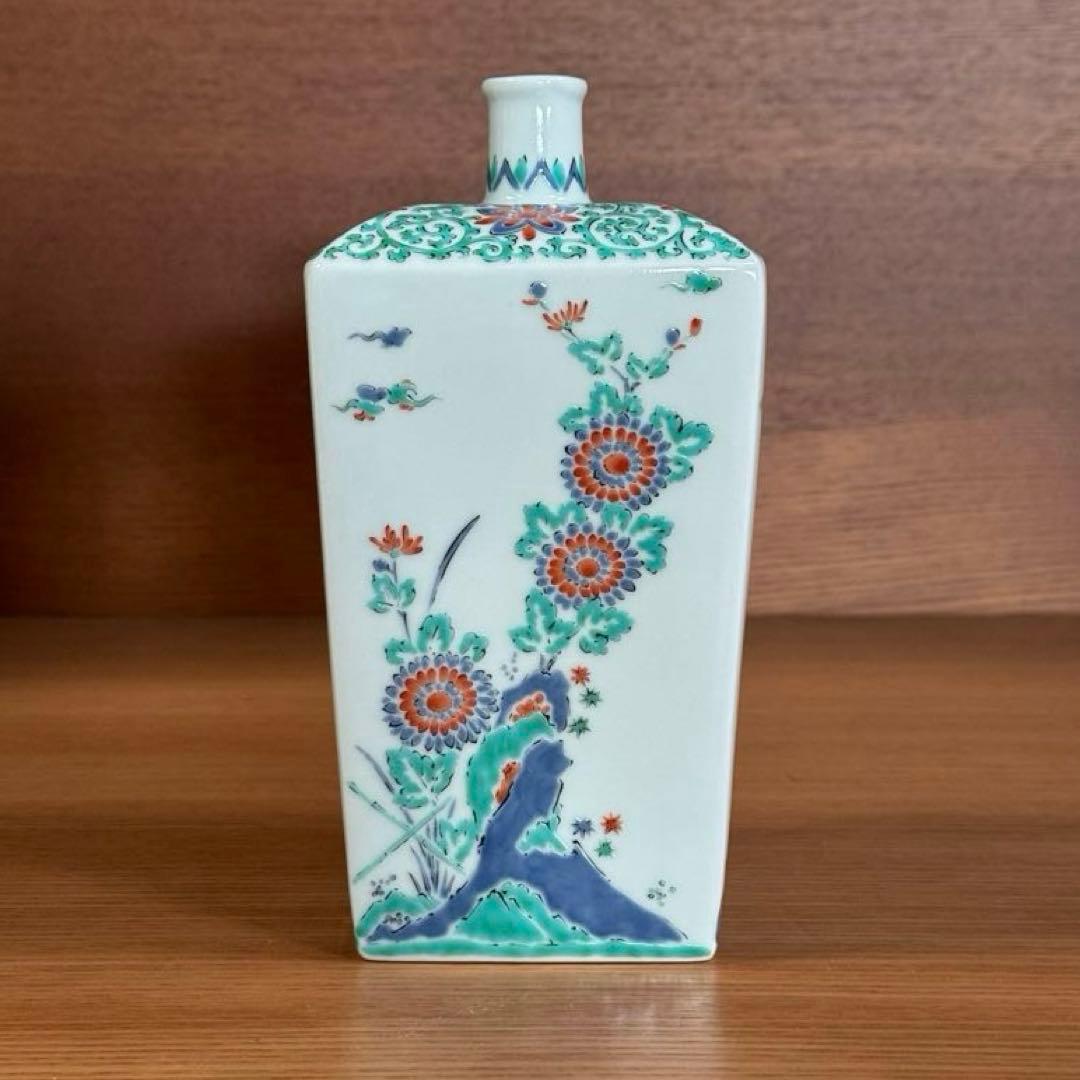 有田焼 李荘窯 柿右衛門様式 色絵 角花瓶☆