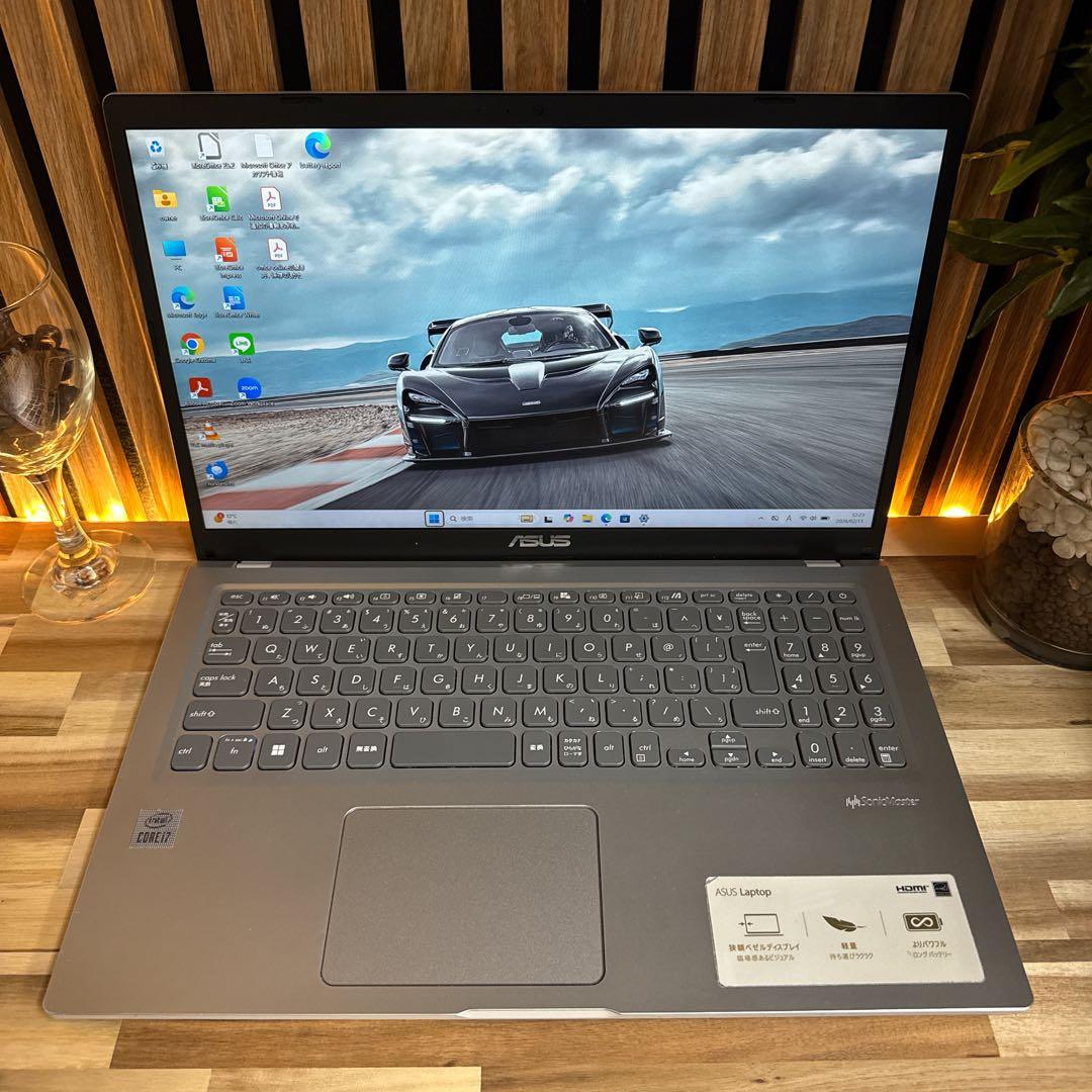 オススメ‼️Vivobook☘️i7第10世代☘️SSD512GB☘️ノートパソコン