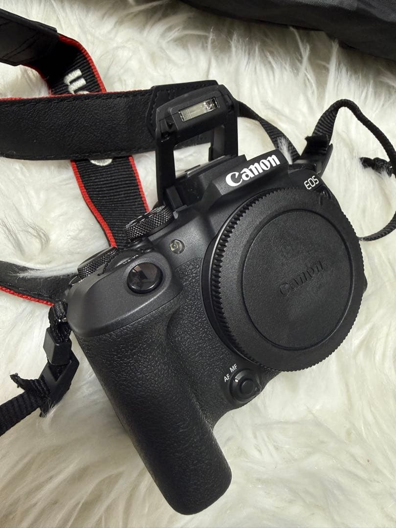 (本日限定)Canon EOS R10 18-150mmミラーレス一眼 お得