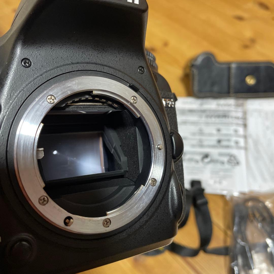 Nikon D750 デジタル一眼レフカメラ 本体 セール中！